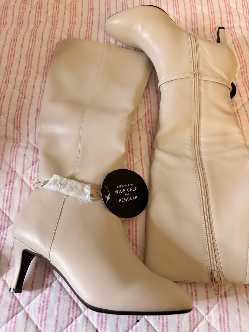 BRAND NEW NEVER WORN KAREN SCOTT!